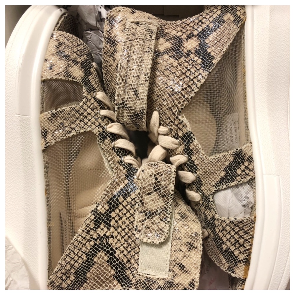 NEW PYHTON PRINT HIGH TOP SNEAKER SANDAL - Picture 8 of 8